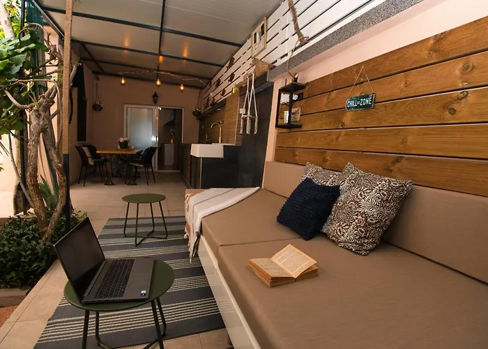 Smuketa In Haus Fuer 4-5 Personen * Trogir