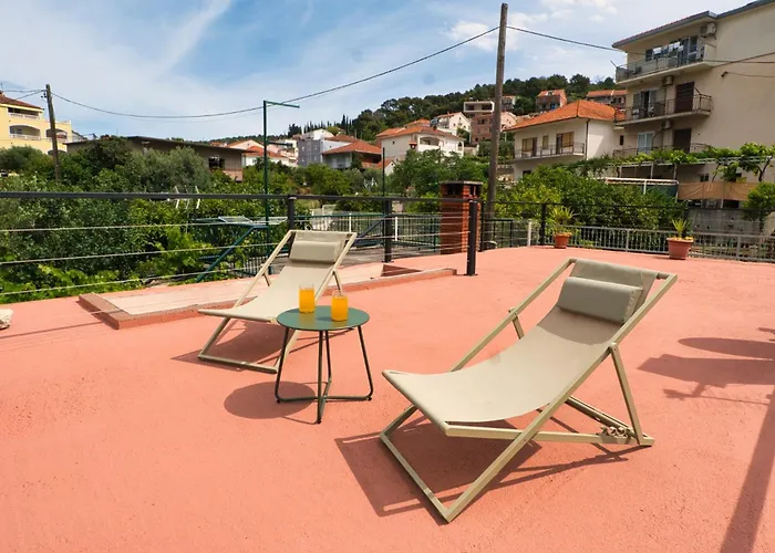 Tatil Evi Smuketa In Haus Fuer 4-5 Personen *