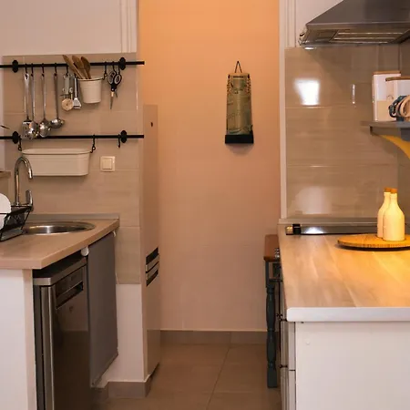 Smuketa In Haus Fuer 4-5 Personen Casa vacanze Traù