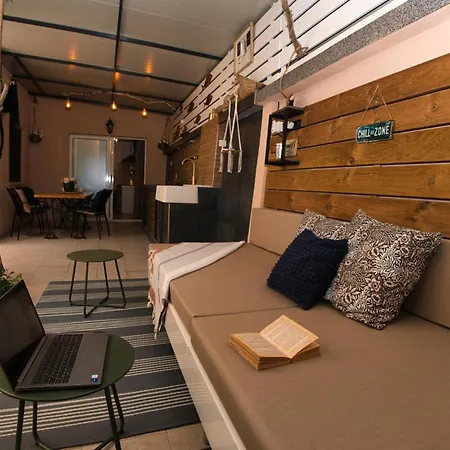 Smuketa In Haus Fuer 4-5 Personen * Traù