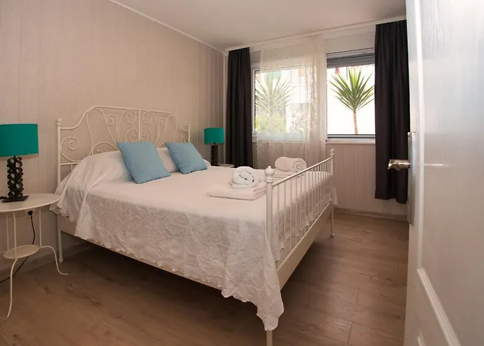 Smuketa In Haus Fuer 4-5 Personen *