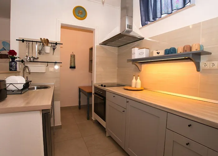 Smuketa In Haus Fuer 4-5 Personen Vakantiehuis Trogir